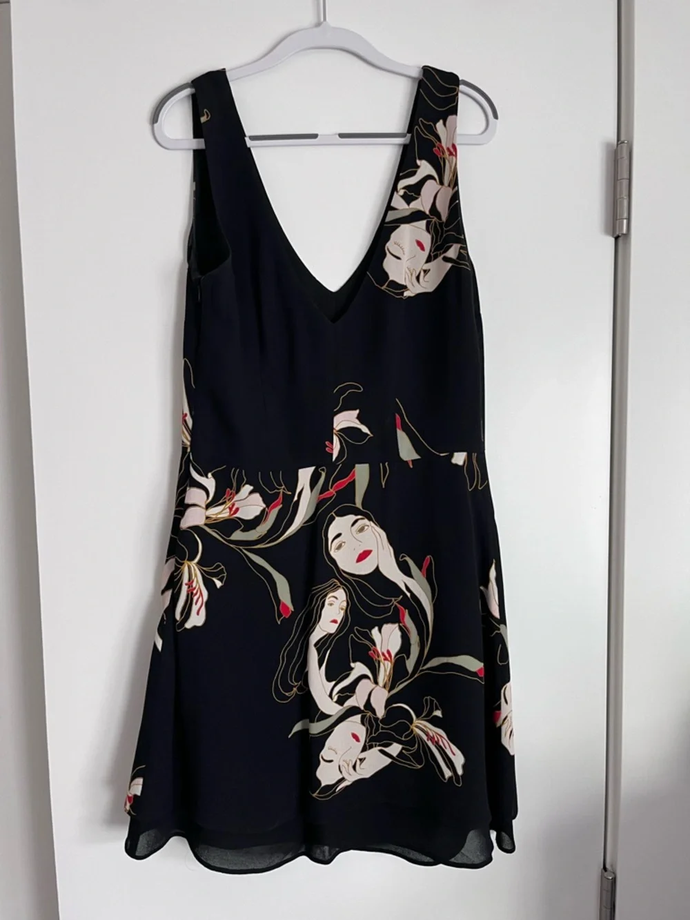 Little Moon Dress - Picture 2 of 3